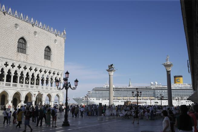 Overrun With Tourists, Venice to Start Charging