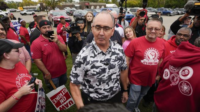 UAW Leader Announces 'Major Breakthrough' With GM