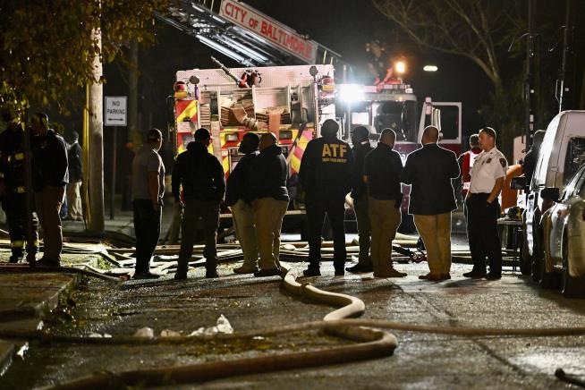 Baltimore Firefighter Dies, 4 Injured in Rowhouse Blaze