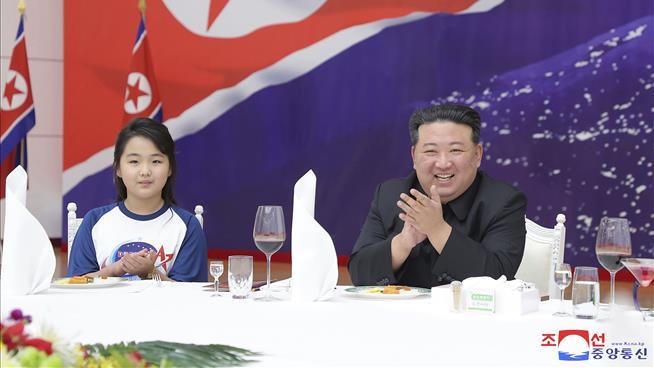 Kim Jong Un Celebrates Satellite Launch With Daughter
