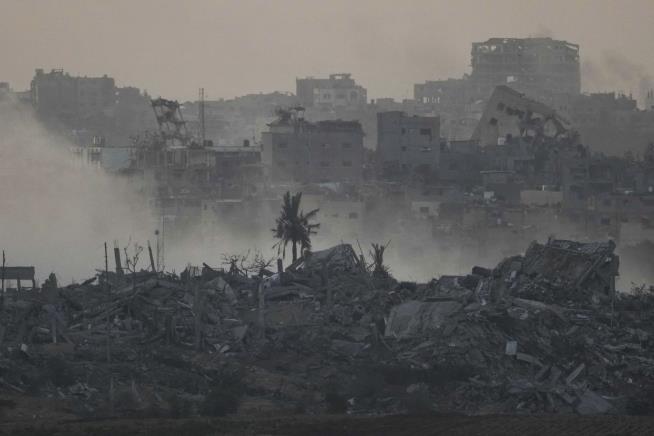 Day After Truce Collapse, Israel Bombards Southern Gaza