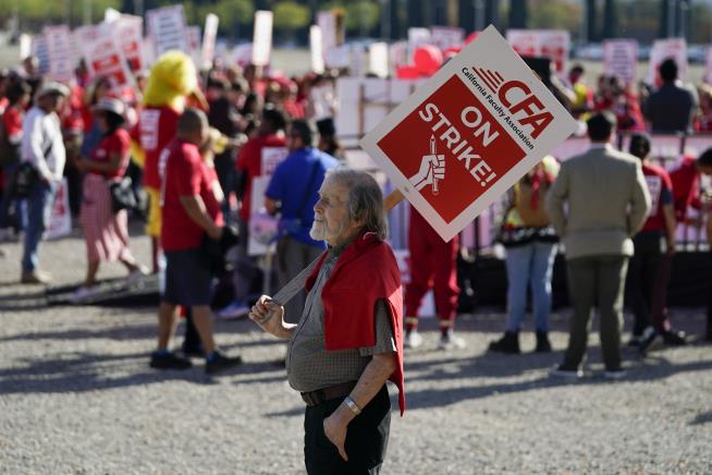 One-Day Faculty Strikes Start at Biggest US College System