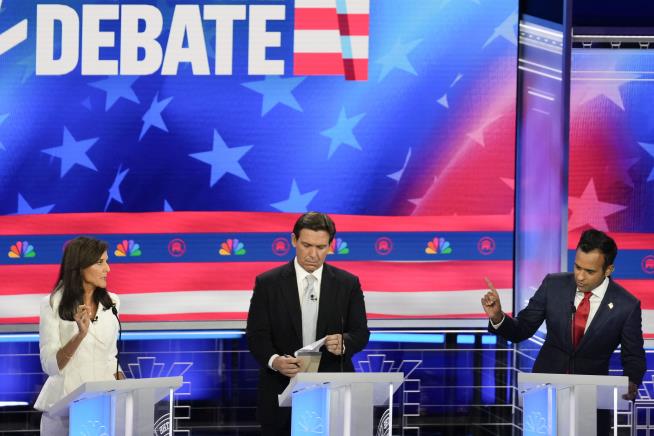 Who's In, Who's Out for 4th GOP Debate