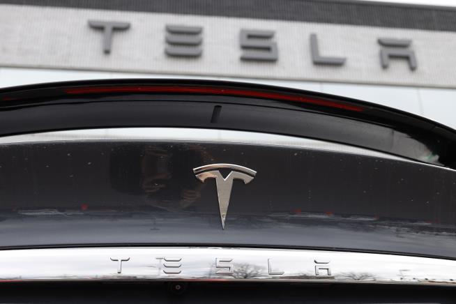 Its Autopilot Under Scrutiny, Tesla Recalls 2M Vehicles