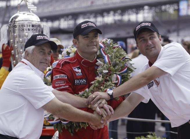 Indy 500 Winner Dies During a Day Racing With His Son