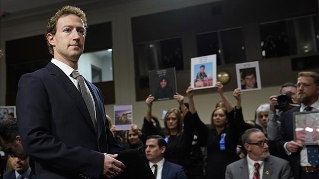 'You Have Blood on Your Hands,' Senator Tells Zuckerberg