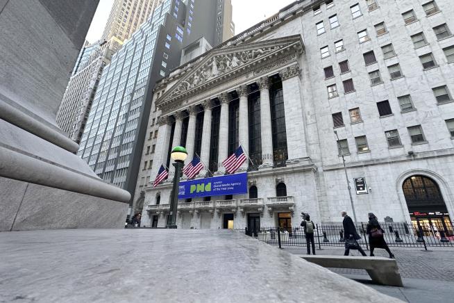 Tech Stocks Pull Wall Street Lower