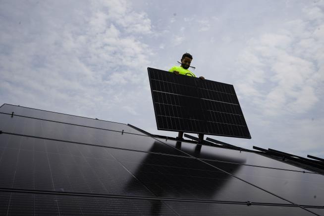 Biden Is Marking Earth Day With $7B in Solar Power Grants