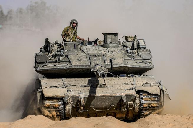Israel Tells Palestinians to Get Out of Rafah
