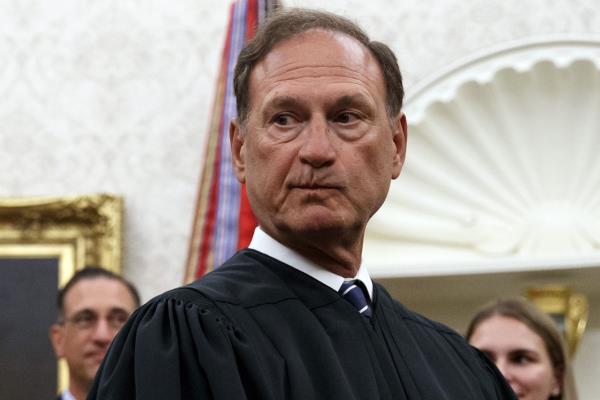 Washington Post : We Had Alito Flag Story in 2021