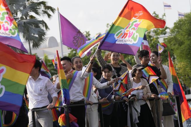 Thailand Overwhelmingly OKs Same-Sex Marriage