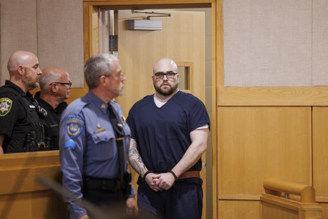 Maine Man Who Killed 4, Shot at Cars Pleads Guilty