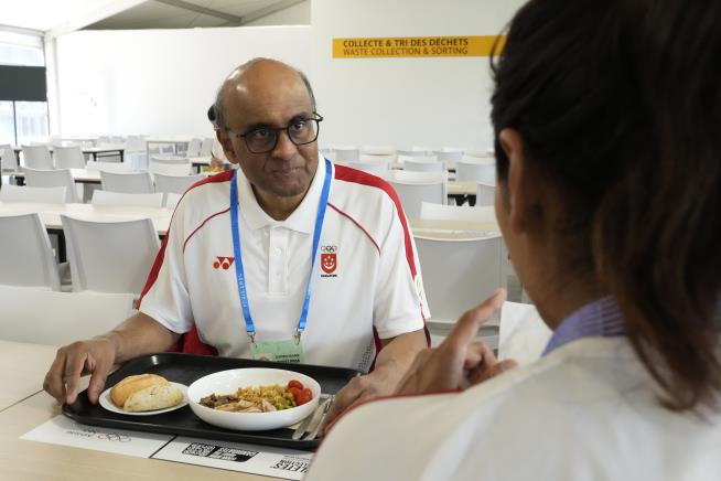 Olympics Off to Rocky Start in One Area: Food