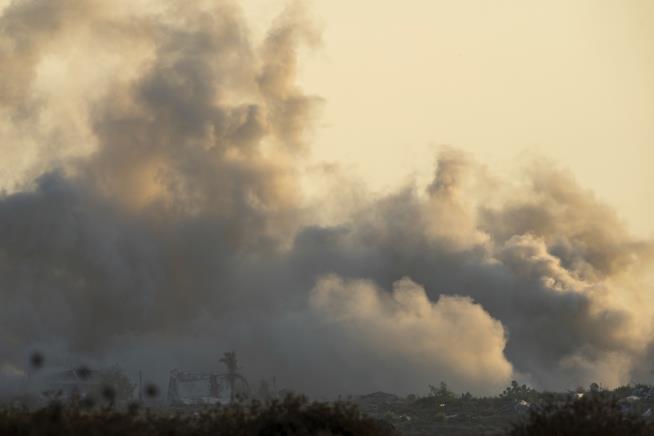 30 Dead After Israeli Airstrikes Slam School in Gaza