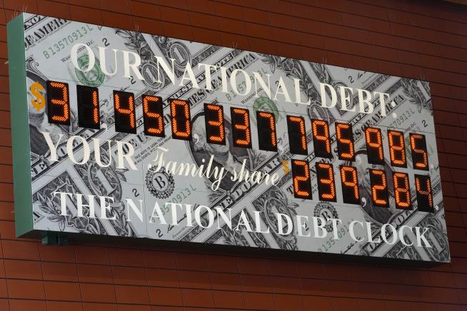 National Debt Hits a New High