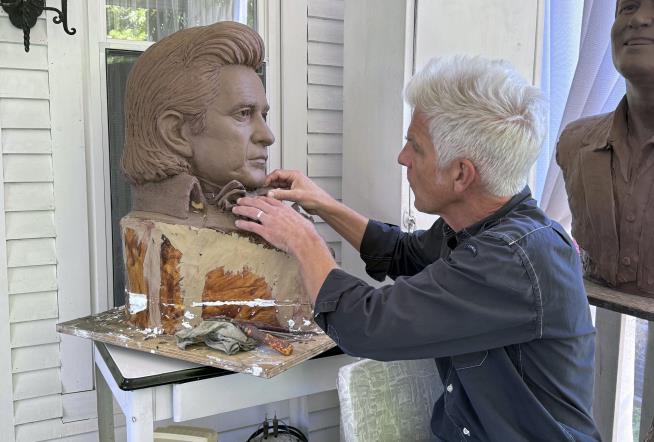 Johnny Cash Will Be First Musician With a Capitol Statue