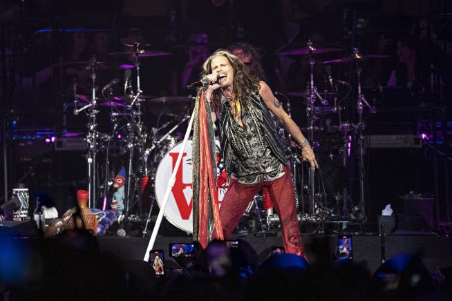 Aerosmith Makes Big Move in Wake of Tyler Injury