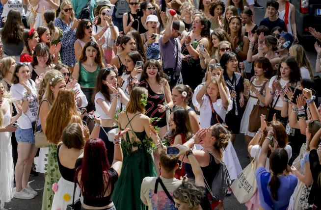 After Canceled Shows, Swifties in Vienna Throw Their Own