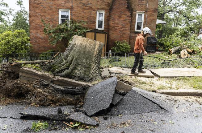 High-Water Rescues From Debby in Full Force in NY, PA