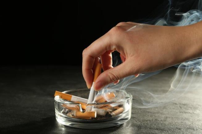 Smoking Drops to 80-Year Low