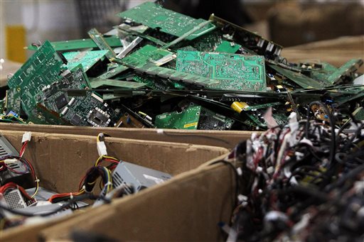 Royal Mint Is Mining Gold From Discarded Electronics