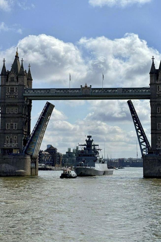 German Warship Blasts Darth Vader Theme in London