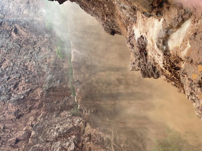 Flash Flood Sweeps Hiker Into Grand Canyon Creek