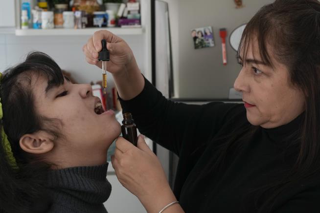 Brazilian Moms Fought to Get Free Medical Cannabis for Kids