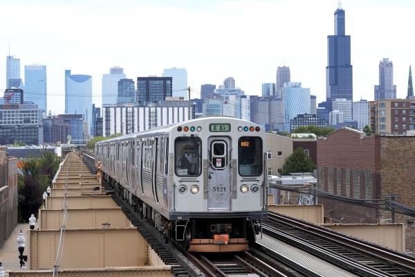 4 Shot Dead on Chicago-Area Train