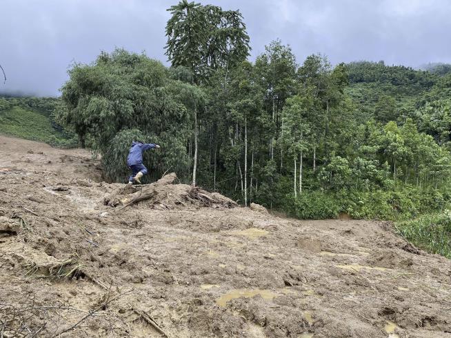 Almost 200 Dead in Aftermath of Vietnam Typhoon