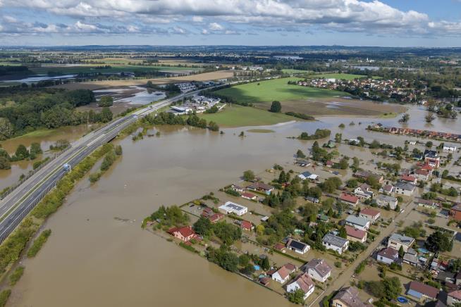 'We Are Drowning,' Mayor Says as Floods Swamp Central Europe