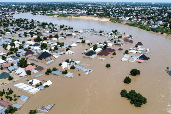 280-Plus Inmates on the Lam After Flood Damages Prison