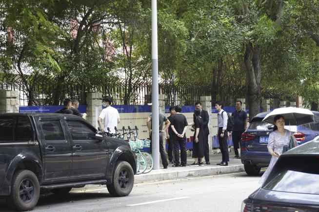 Japanese Child Fatally Stabbed Near Shenzhen School