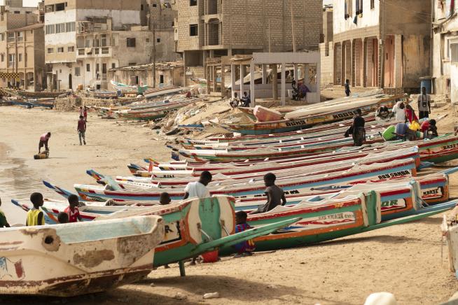 30 Decomposed Bodies Found on Boat Near Senegal