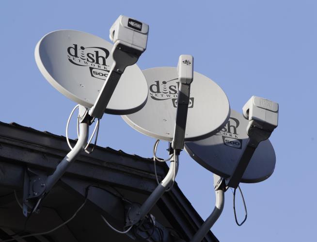 DirecTV Scoops Up a Major Rival