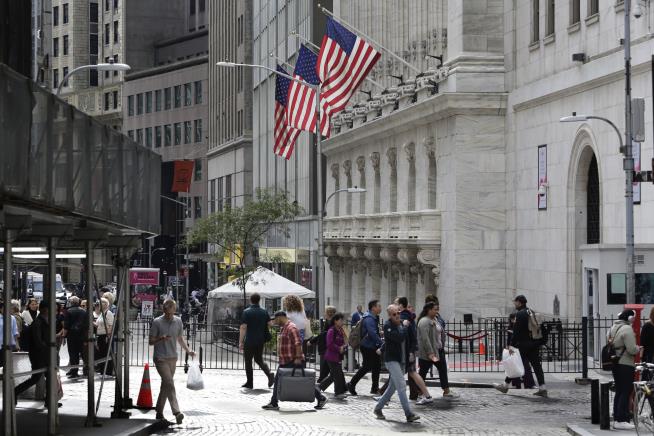 Indexes Climb After Strong Jobs Report