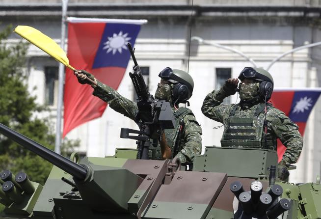 US Plans Arms Sales to Taiwan Totaling $2B