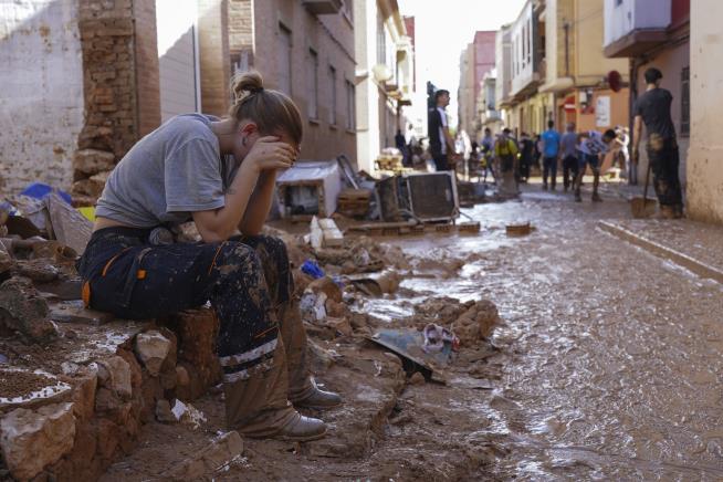 Many Victims in Spain Were Caught in Parking Garages