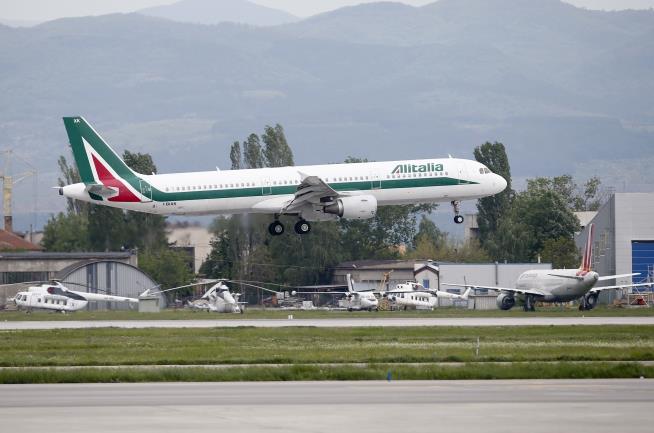 Alitalia Dismisses Remaining Staff Amid ITA Merger Hurdles