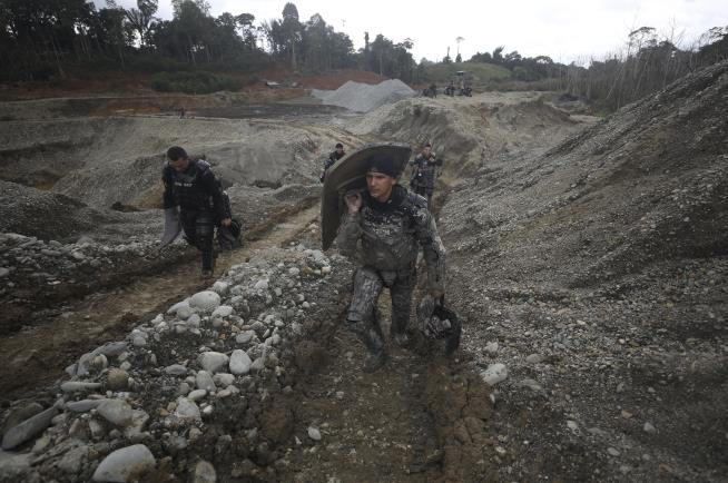 In Colombia, a Gold Heist Plays Out Underground