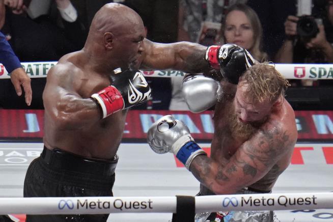 Jake Paul Beats Mike Tyson by Unanimous Decision