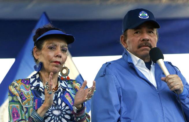 Ortega Proposes Making His Wife Copresident