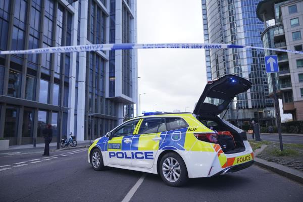 London Cops Blow Up 'Suspicious Package' Near US Embassy