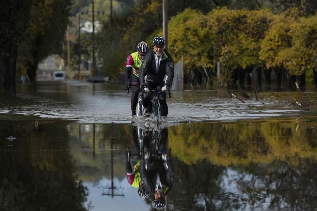 Storms May Snarl Thanksgiving Travel