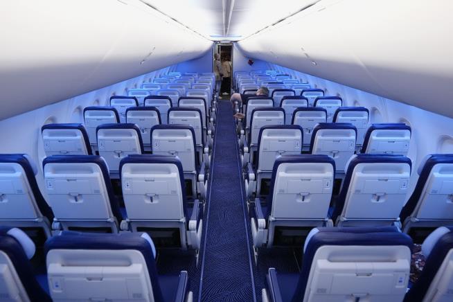 Southwest to End Cabin Service Earlier Because of Turbulence