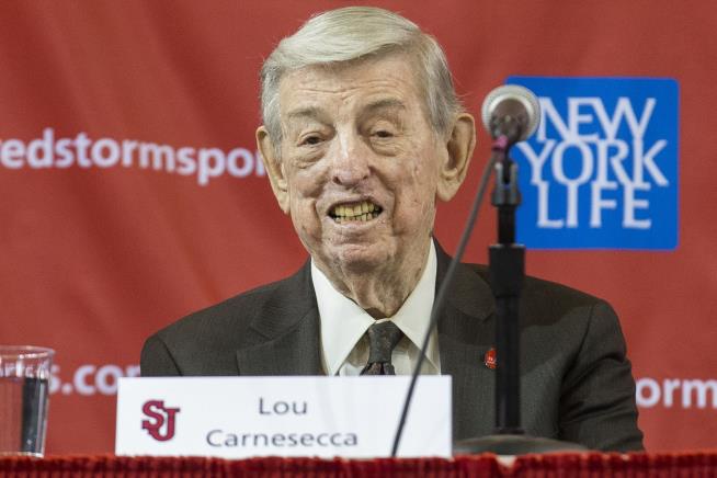 Legendary St. John's Coach Lou Carnesecca Has Died