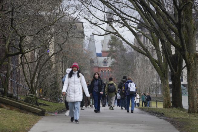 Colleges to Foreign Students: Return Before Inauguration