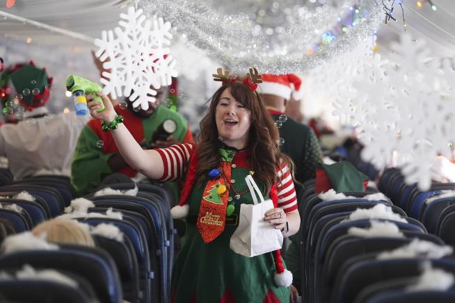 In Denver, Kids Hop a Flight to the North Pole