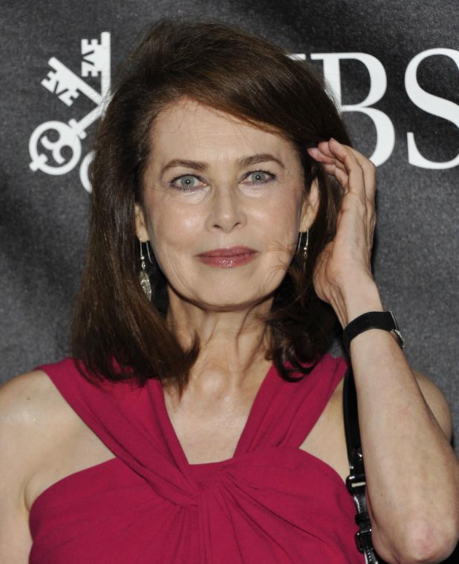 Trailblazing Model Dayle Haddon Dies at 76