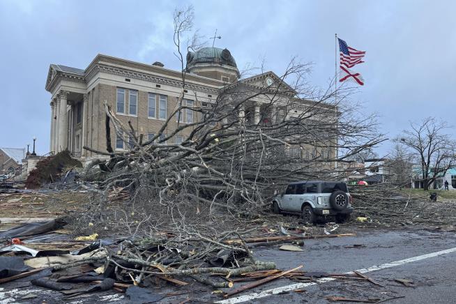 Southeast Storm System Produces 40 Tornado Reports